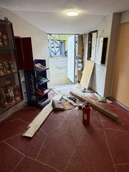 Einbruch in unser Vereinsheim – große Verwüstung